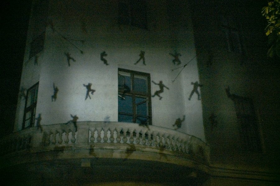 Intrude 03