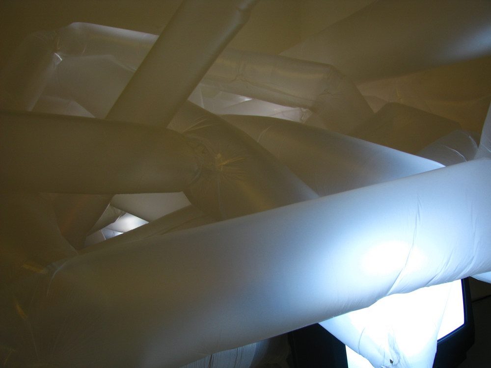 Tube 03